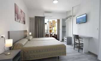 Hostal Anna Benidorm