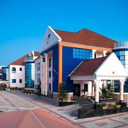 77 Palms Hotel