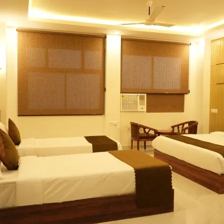 Hotel Golden Palace