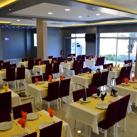 Elisa Hotel