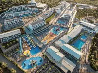 Caretta Paradise Resort & WaterPark