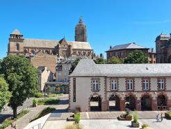 Hôtel de la Tour Maje
