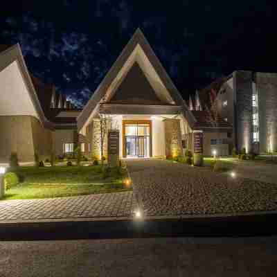 Zephyr Ifrane Hotel Exterior