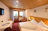 Gasthof Gröbenhof Hotels in Fulpmes