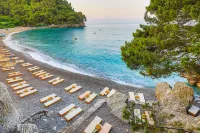 Hotel Plaza Lucice Hotels in Petrovac