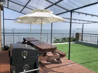 Jebudo Yeonliji Pension - Homestays