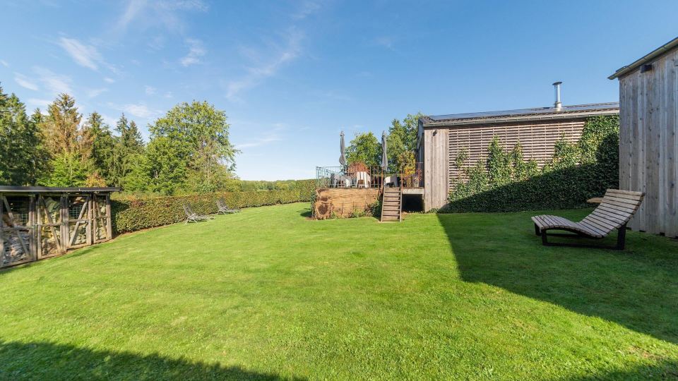 Lush Chalet Near Lake of Bütgenbach