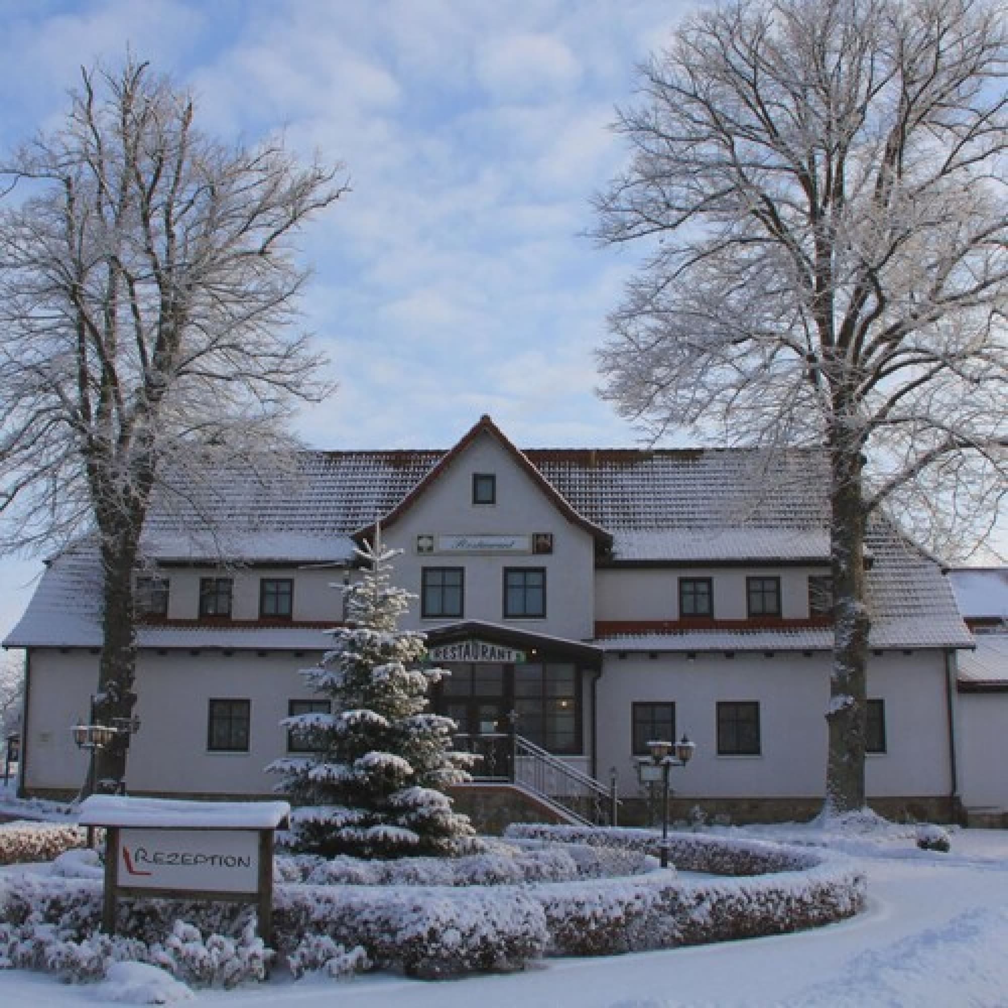 Land Gut Hotel Hermann Hotels in Dettmannsdorf
