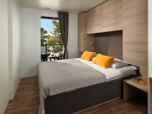 Medora Orbis Mobile Homes & Glamping