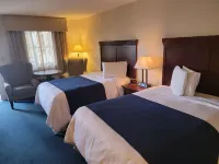 Penn Wells Lodge - Motels