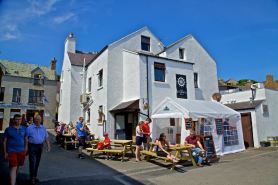 Ferry Inn