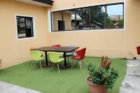 더 헤지 스위트