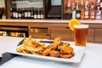 Hilton Garden Inn Boston Waltham - bar