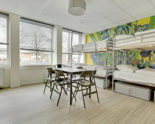 ダッチーズ ホステル アムステルダムのホテル