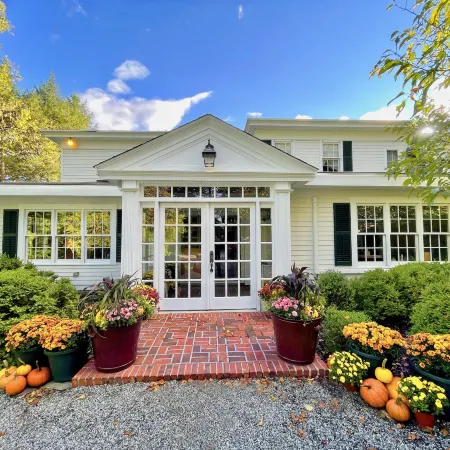 Stockbridge Country Inn
