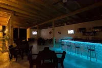 Caribbean Diamond Boutique Hotel - bar