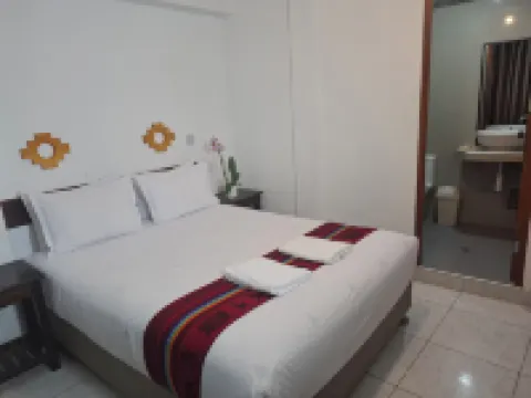 Pakarina Hotel