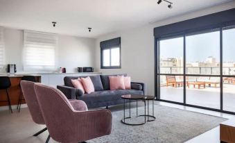 O&O Group - Top Penthouse & Jacuzzi on the Beach