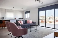 O&O Group - Top Penthouse & Jacuzzi on the Beach