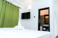The Ivy Lake فنادق في أنورادابورا
