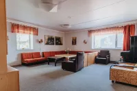 Staadioni Hotel Hotels in Arensburg