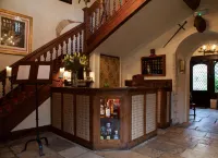 Amberley Castle- A Relais & Chateaux Hotel Hotel a Duncton