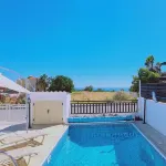 Stay Panorama - Kamelia Villa - 4-Star