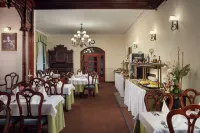 Villa Smetana Spa & Wellness Resort - breakfast