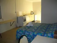 Kurrimine Beach Motel Hotels in Kurrimine Beach