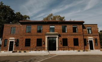 Hatchery Riverside Hotel & Event Venue