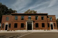 Hatchery Riverside Hotel & Event Venue Hotels in La Crosse