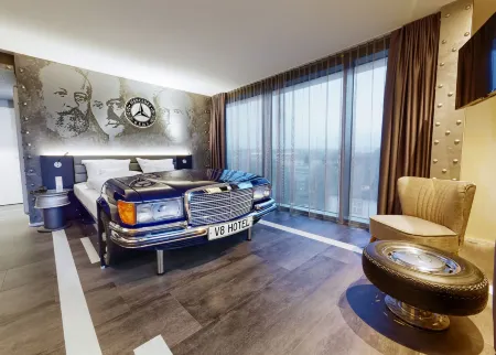 V8 Hotel Motorworld Region Stuttgart, BW Premier Collection