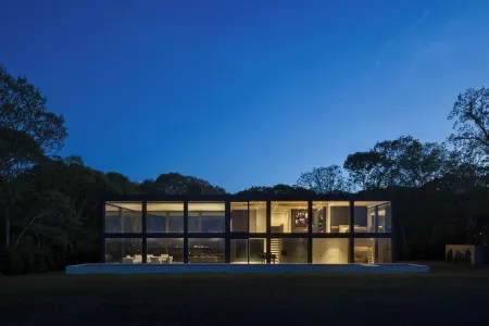 New Minimalist Waterfront