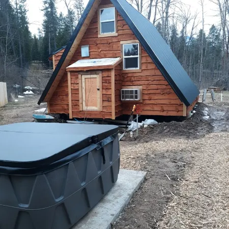 Glacier Nat'l Park A-frame w/ hot tub- Flattop Mountain A-Frame, GNP basecamp!