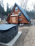 Glacier Nat'l Park A-frame w/ hot tub- Flattop Mountain A-Frame, GNP basecamp!