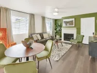 Family Friendly | Washer+Dryer | PlayStation Pro | Large Yard | Fast Wifi Hotels in Millcreek