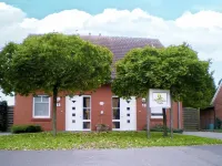 Semi-detached house (four stars, 75m²), approx. 300 m to the bathing lake