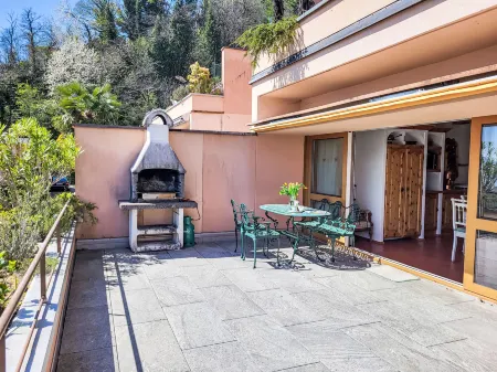 Terrazzo Prato Pernice Apt.12