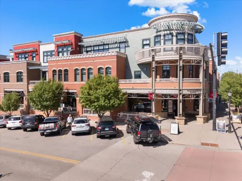 Wraparound Deck and Gas Fireplace - Luxurious Urban Retreat Hotels in Steamboat Springs