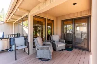 Private Hot Tub and Spacious Living Areas - Inviting Family Retreat