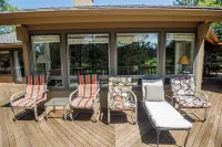 Hot Tub and Recreation Passes with Golf Course View - Stunning Retreat