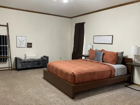 Fenced Yard and Fast Wi-Fi Access - Spacious Inviting Haven