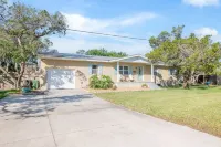 Heated Pool and Outdoor Entertainment - Beautiful Island Haven