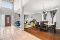 Indoor Theatre and Artificial Turf Oasis - Stylish Retreat