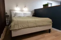 Cactus Cabin with skydeck