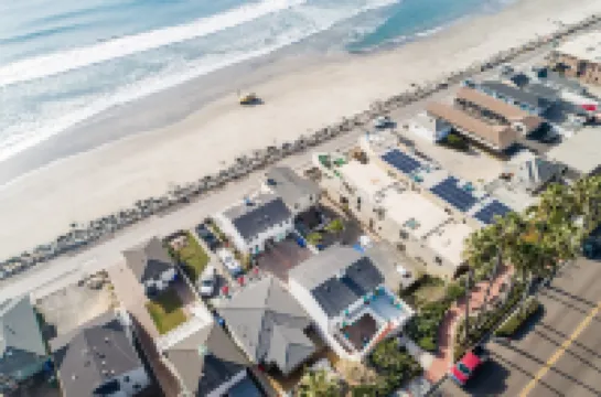 Stone Fireplace and Balcony Relaxation - Gorgeous Ocean View Escape