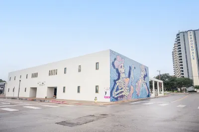 Prime Location Near Shoreline and Vibrant City Life - Chic Cozy Các khách sạn gần Art Center of Corpus Christi