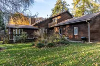 Dog-Friendly Home with WiFi, Central AC, Wood Fireplace, & Private Beach Access