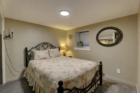 Cozy Central Suite with Easy Access - Charming Wyoming Retreat Отели в г. Шеридан