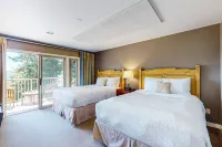 Wonderful escape with water access, three balconies, W/D, & gas fireplace Hotels near Summit Learning Center